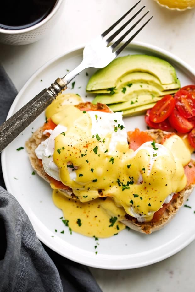 Blender Hollandaise Sauce with Eggs Benedict