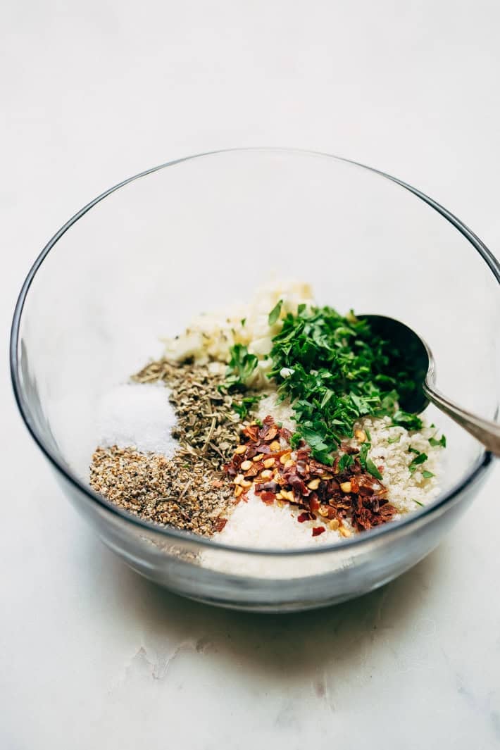 lemon pepper seasoning ingredients combined in bowl