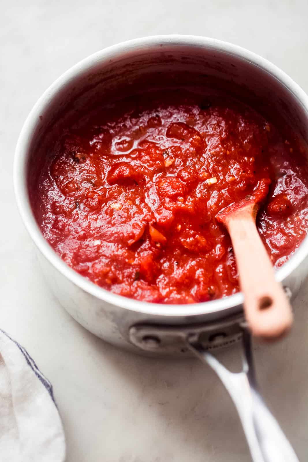 The Best Homemade Pizza Sauce
