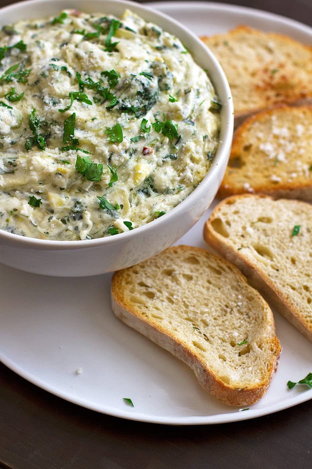 Spicy Spinach Artichoke Dip