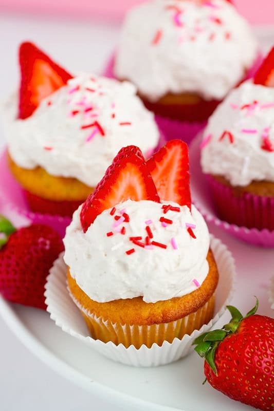 Fresh Strawberry Cupcakes with Whipped Cream Frosting