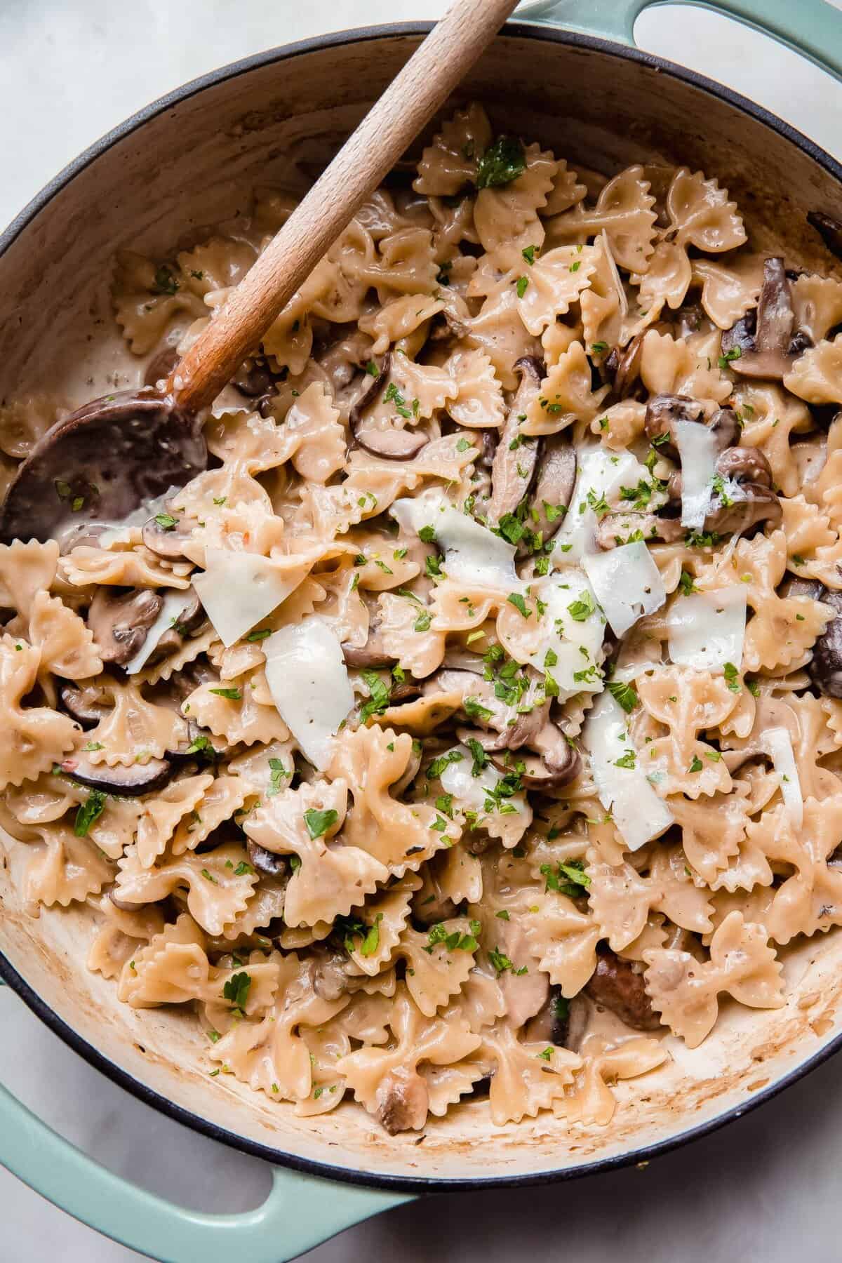 One-Pot Creamy Mushroom Pasta