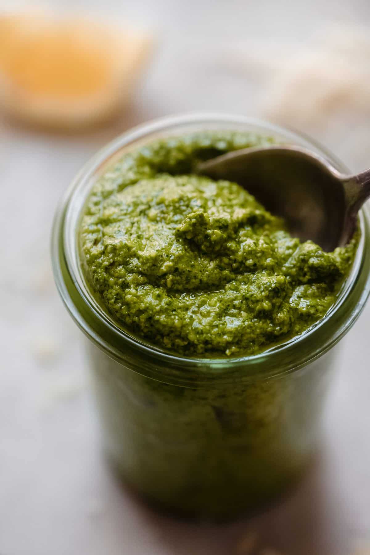 Quick Walnut Spinach Pesto
