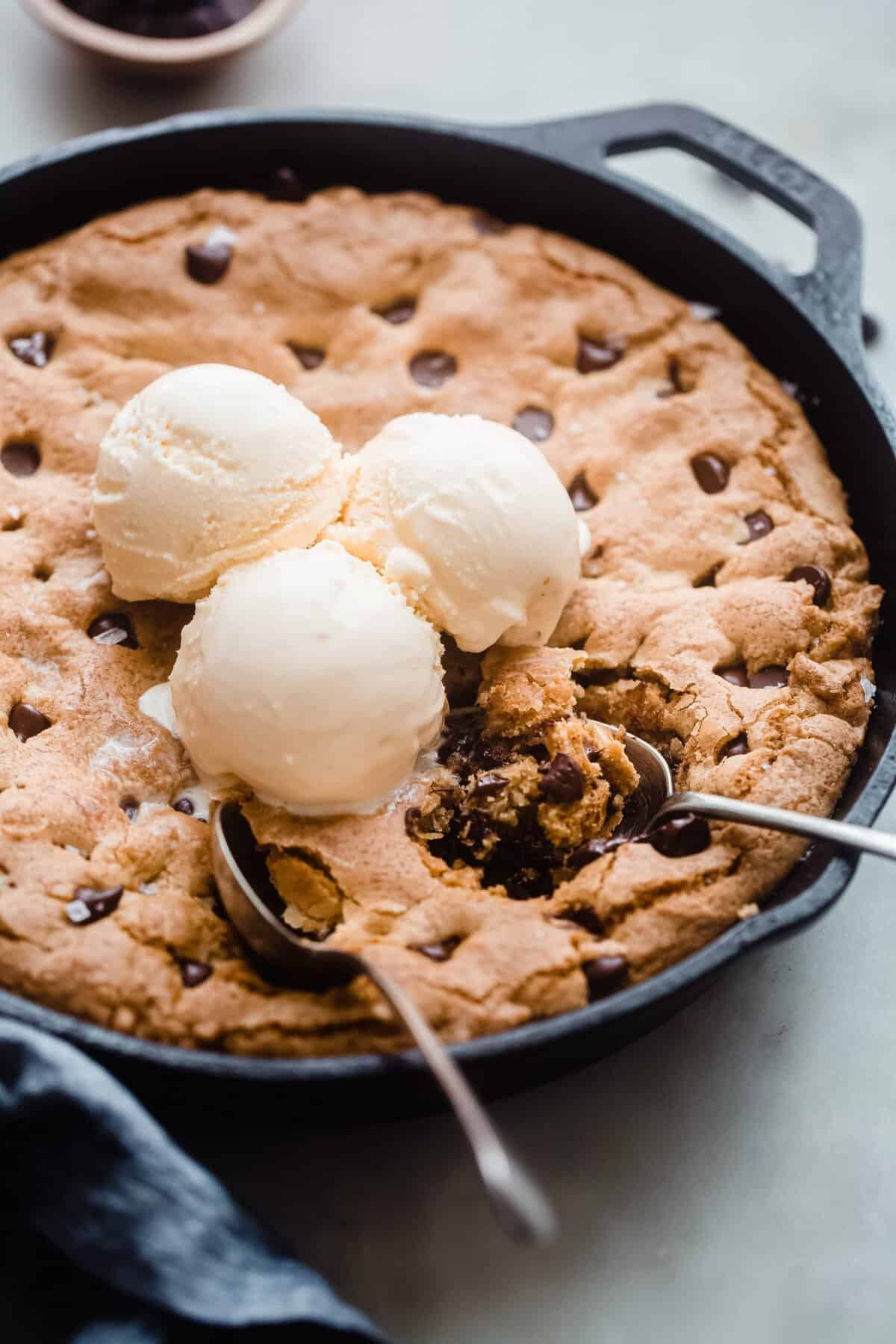 Giant Skillet Chocolate Chip Cookie Recipe (Pizookie)