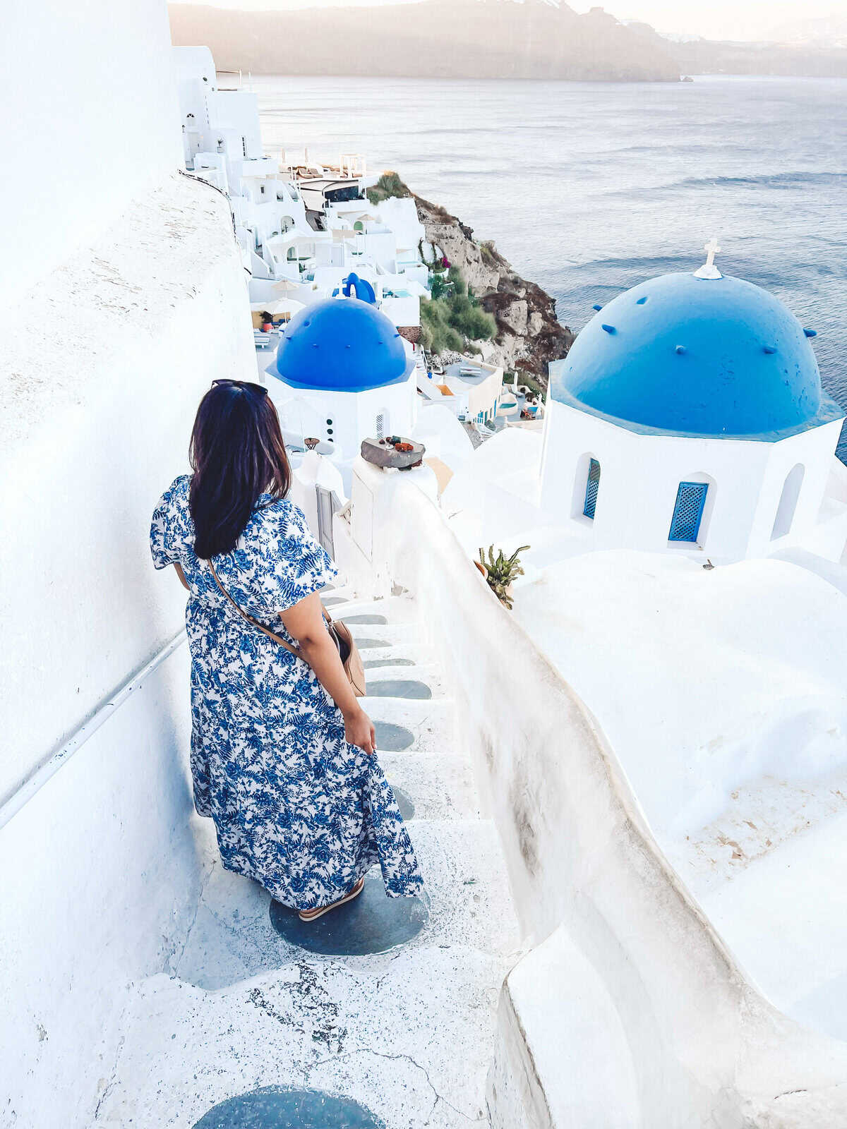 Sunny Santorini Itinerary – What to See, Do and Eat | Little Spice Jar