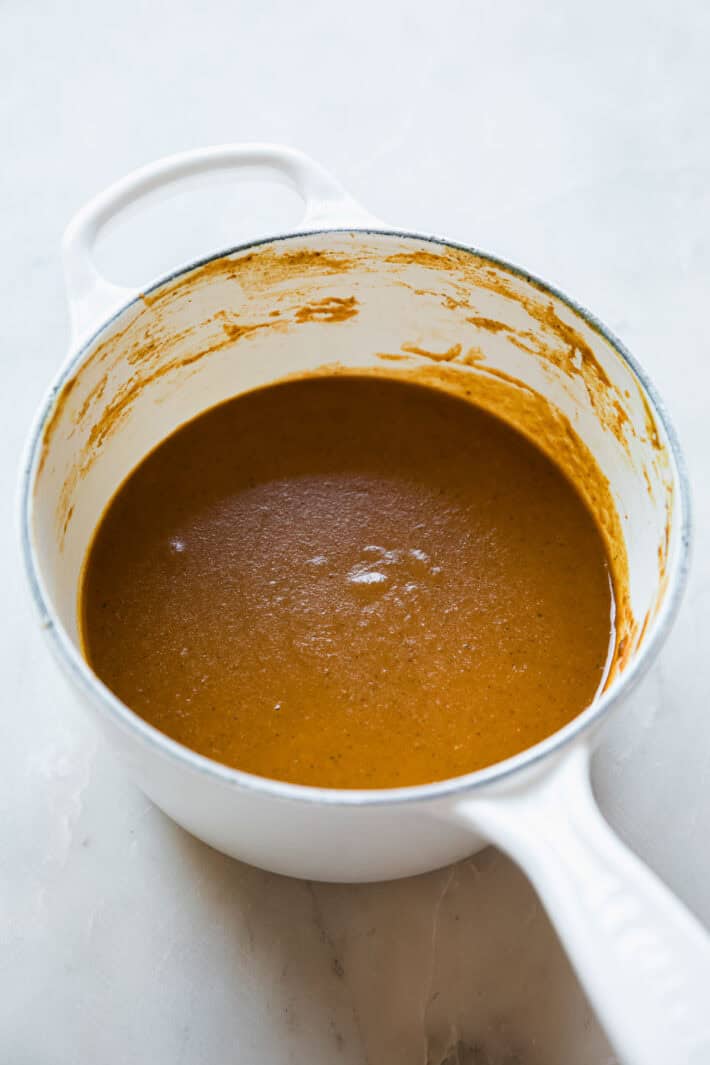 Katsu curry in sauce pan after blending